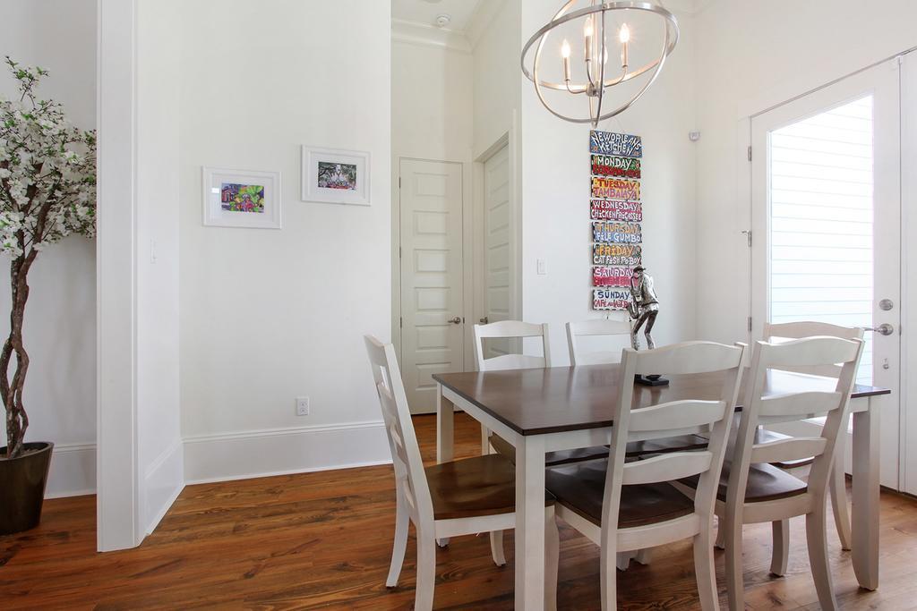 Charming Royal Queen Blocks From Fq! Villa New Orleans Exterior photo